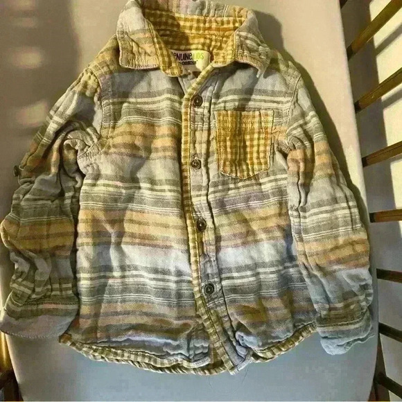 Striped and checkered OshKosh B’gosh toddler boy fall flannel no flaws button - Picture 1 of 4